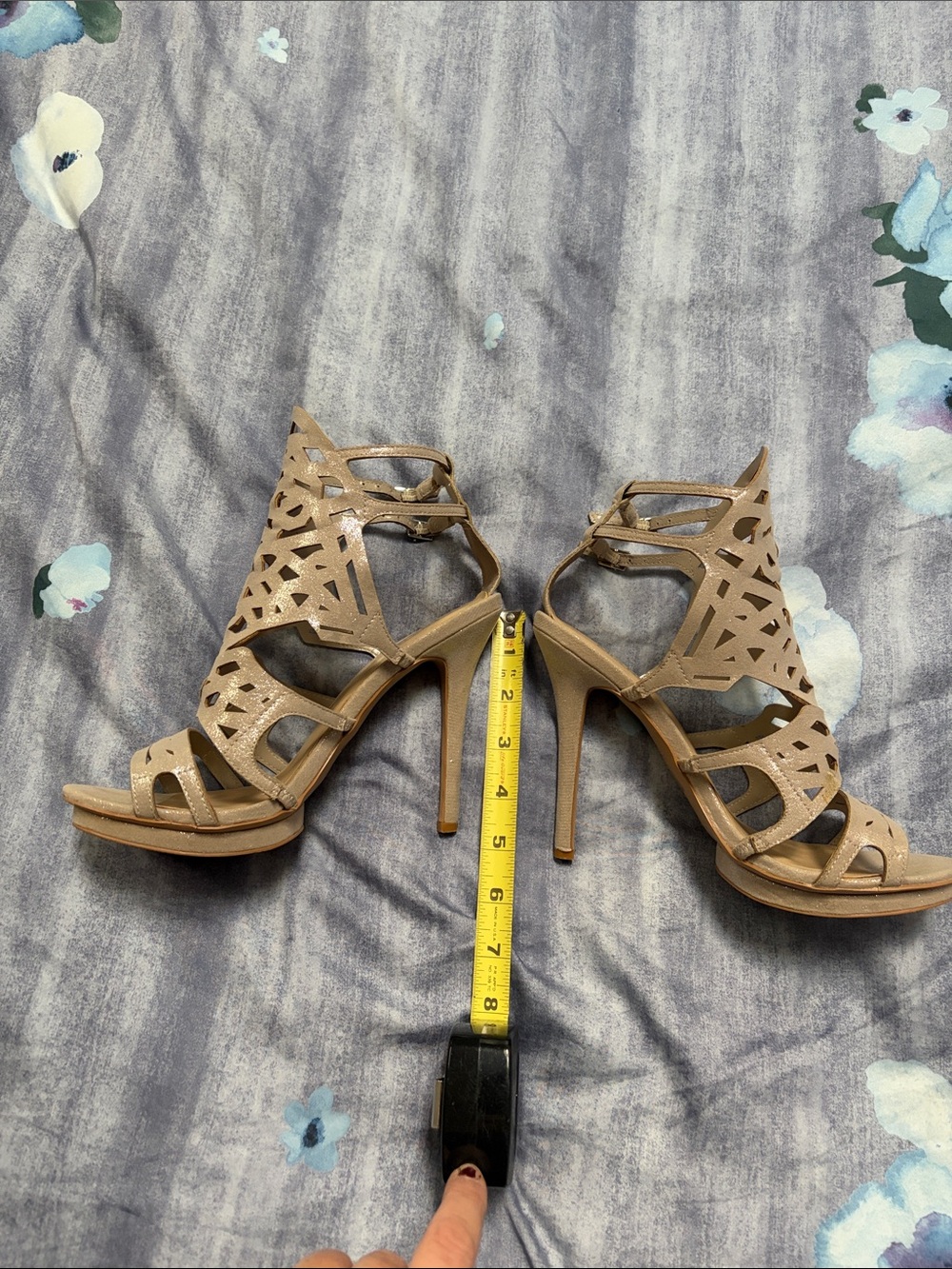 Women's Sparkly Tan Laser-Cut High Heel shooties - Picture 4 of 7